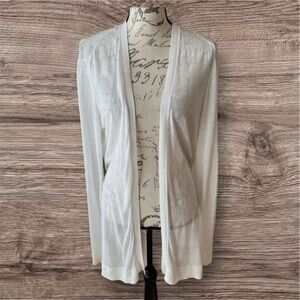 Elegant White Women's Sweater